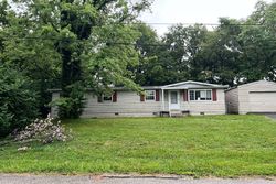 Pre-foreclosure in  DALEWOOD DR Erlanger, KY 41018