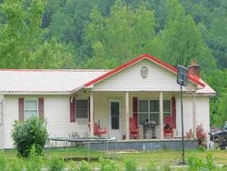 Pre-foreclosure Listing in S CARTER DR PAINTSVILLE, KY 41240