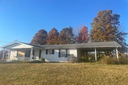 Pre-foreclosure in  GANNAWAY RD Leitchfield, KY 42754