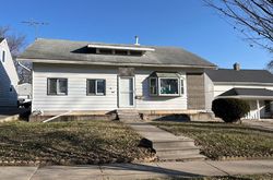 Pre-foreclosure in  4TH ST Des Moines, IA 50313