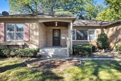 Pre-foreclosure in  52ND ST Des Moines, IA 50310