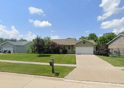  9th St, Coralville IA