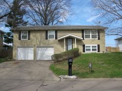 Pre-foreclosure in  IMPERIAL OAKS DR Muscatine, IA 52761