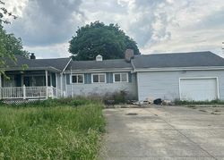 Pre-foreclosure in  N 500 E Anderson, IN 46012