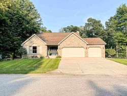 Pre-foreclosure in  DEER RUN TRL Elkhart, IN 46514