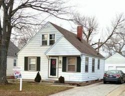Pre-foreclosure in  CHARLOTTE AVE Fort Wayne, IN 46805
