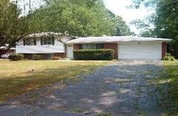 Pre-foreclosure in  HATHAWAY DR Indianapolis, IN 46229