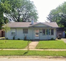 Pre-foreclosure in  WELCH DR Indianapolis, IN 46224