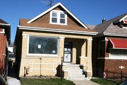 Pre-foreclosure in  E 91ST PL Chicago, IL 60619