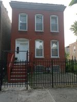 Pre-foreclosure in  N LAWNDALE AVE Chicago, IL 60624