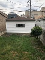 Pre-foreclosure in  N BELL AVE Chicago, IL 60622