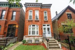 Pre-foreclosure in  N BELL AVE Chicago, IL 60622