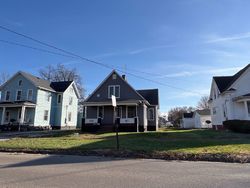  E Locust St, Canton IL