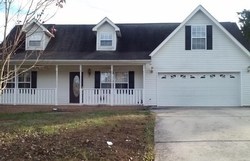 Pre-foreclosure in  JESSICA ST Chickamauga, GA 30707