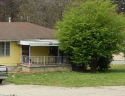 Pre-foreclosure in  HAMILTON E HOLMES DR NW Atlanta, GA 30318