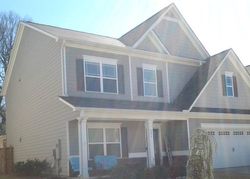 Pre-foreclosure in  COUNTRY RIDGE DR Hoschton, GA 30548