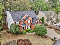 Pre-foreclosure in  SUMMERCHASE DR Woodstock, GA 30189