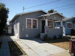 Pre-foreclosure in  HALLIDAY AVE Oakland, CA 94605