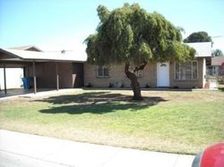 Pre-foreclosure in  W MANDALAY LN Phoenix, AZ 85053