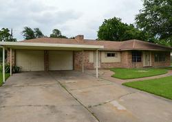 Pre-foreclosure in  LAKEWOOD DR Baytown, TX 77520