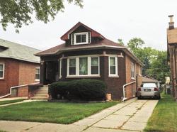 Pre-foreclosure in  22ND AVE Bellwood, IL 60104