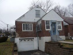 Pre-foreclosure in  S LYNNEBROOK DR Cincinnati, OH 45224