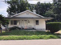 Pre-foreclosure in  LARK AVE Saint Louis, MO 63125