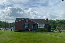 Pre-foreclosure in  LINCOLN HALL RD Elizabeth, PA 15037