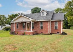 Pre-foreclosure in  RAMSEY AVE Hopewell, VA 23860