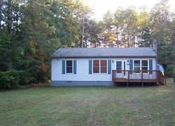 Pre-foreclosure in  GLEN COVE DR Ruther Glen, VA 22546