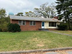 Pre-foreclosure in  HIGH ACRES RD NW Roanoke, VA 24017