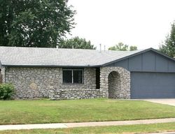 Pre-foreclosure in  E 32ND ST Tulsa, OK 74134