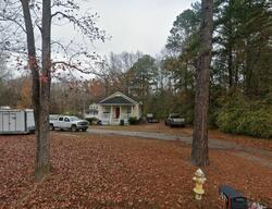 Pre-foreclosure in  E MEDINA ST Summerville, SC 29483