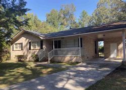 Pre-foreclosure in  W BROOKGREEN DR Florence, SC 29501