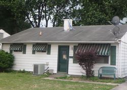 Pre-foreclosure in  ROYAL HEIGHTS RD Belleville, IL 62226