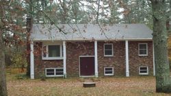 Pre-foreclosure Listing in CRESTWOOD DR HOPE VALLEY, RI 02832