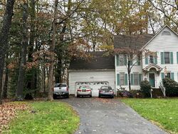 Pre-foreclosure in  HOLLY ARBOR DR Chester, VA 23831
