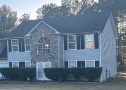 Pre-foreclosure in  TARA BND Hampton, GA 30228