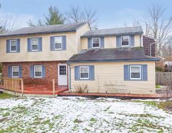 Pre-foreclosure in  PERSHING AVE Locust Valley, NY 11560