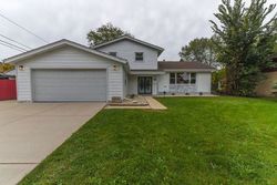 Pre-foreclosure in  176TH ST Country Club Hills, IL 60478