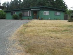 Pre-foreclosure in  38TH AVE S Auburn, WA 98001