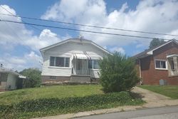 Pre-foreclosure in  ESTHER AVE New Kensington, PA 15068