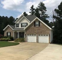 Pre-foreclosure in  AVALON LN Anniston, AL 36207