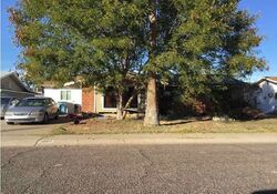 Pre-foreclosure in  W TUCKEY LN Phoenix, AZ 85019