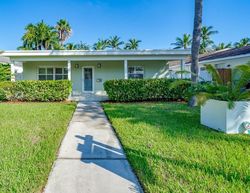 Pre-foreclosure in  SE 9TH ST Fort Lauderdale, FL 33316