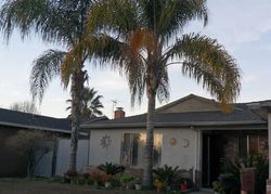 Pre-foreclosure in  E TRUMAN AVE Fresno, CA 93725