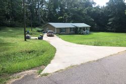 Pre-foreclosure Listing in VALLEY RD HOGANSVILLE, GA 30230