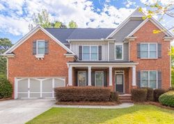 Pre-foreclosure in  AMBROSIA CT Dacula, GA 30019