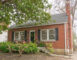 Pre-foreclosure in  WALLACE AVE Louisville, KY 40205