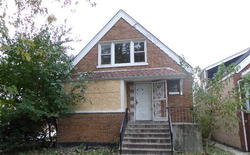 Pre-foreclosure in  S HAMILTON AVE Chicago, IL 60609